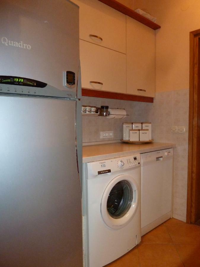 Nice Apartment & Room In Cavtat Exterior photo